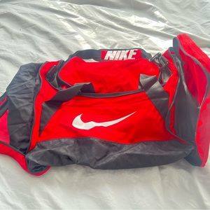 Nike duffle bag